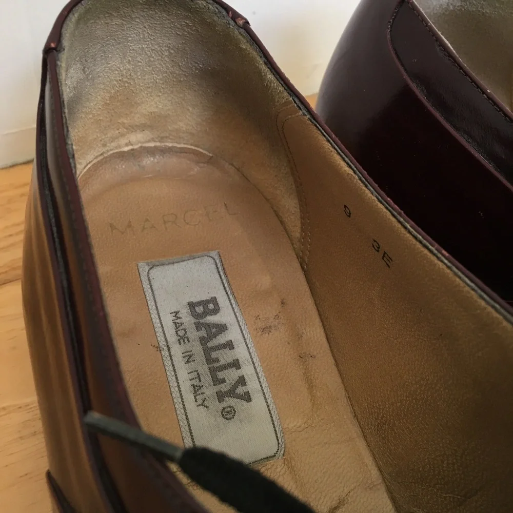 Bally Wing Tip Burgundy Leather Shoe Marcel 9 EEE made in Italy